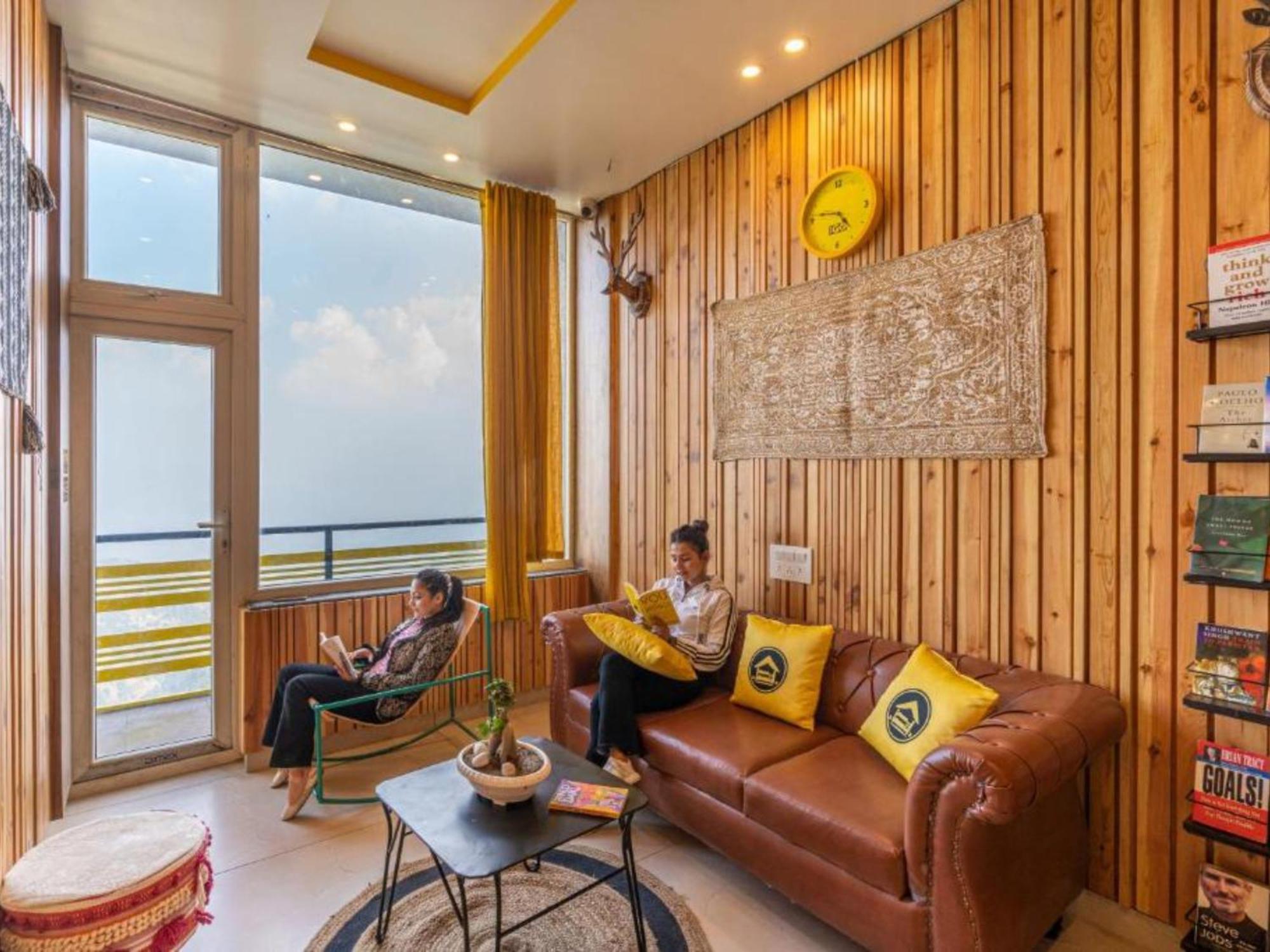 The Hosteller Kufri, Shimla Esterno foto